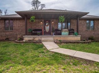 17550 Newton Dr, Phillipsburg, MO 65722