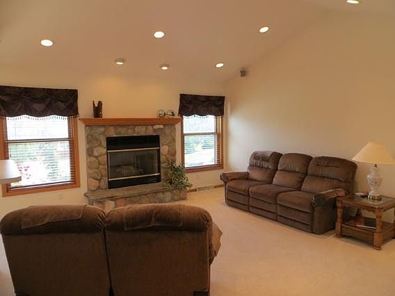 3rd image of N102W14659 Providence Ct