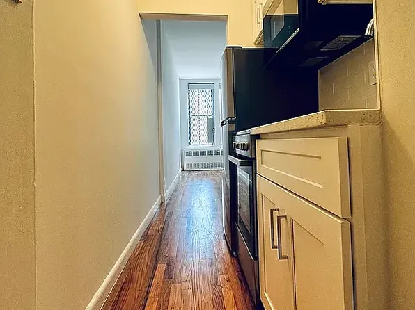 1321 3rd Ave APT 2A, New York, NY 10021