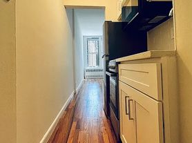1321 3rd Ave, New York, NY
