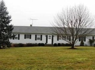 6445 W Old Mountain Rd, Louisa, VA 23093