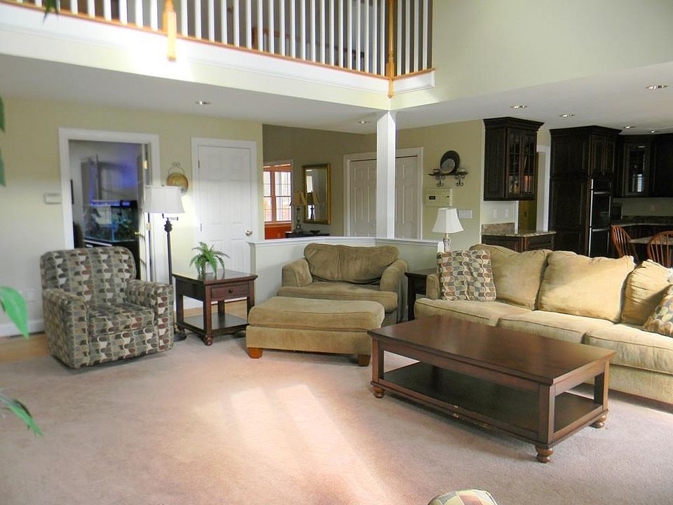 36 Hildreth St, Westford, MA 01886 Zillow