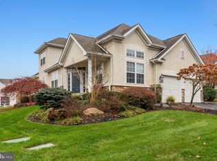 37 Bluebonnet Rd, Langhorne, PA 19047