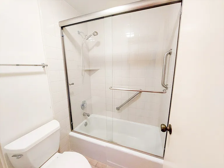 4700 Marina Dr #18 — Photo 12