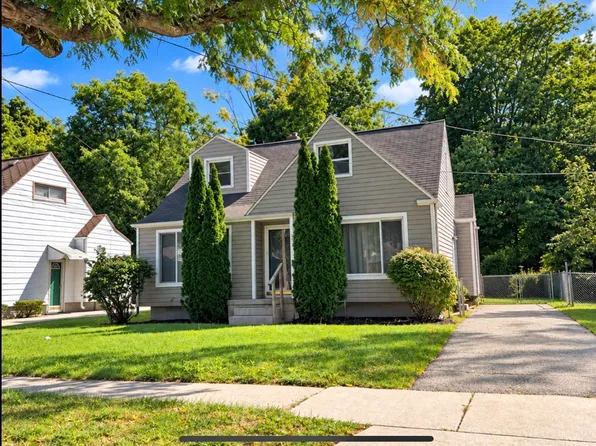 621 Bradley Ave, Flint, MI 48503