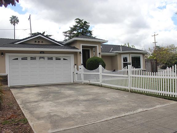 2-car Garage