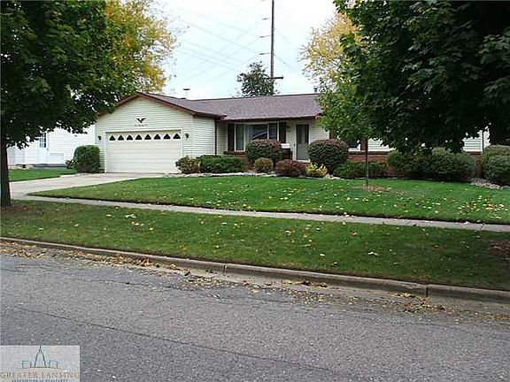 2nd image of 1001 Hampshire Dr