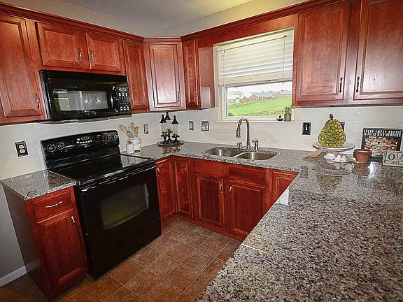 2nd image of 7223 Buffstone Dr