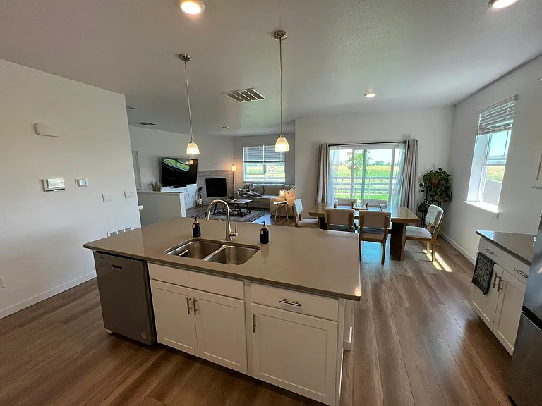 1858 Mount Monroe Dr — Photo 8