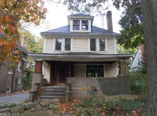 3021 Coleridge Rd, Cleveland Heights, OH 44118