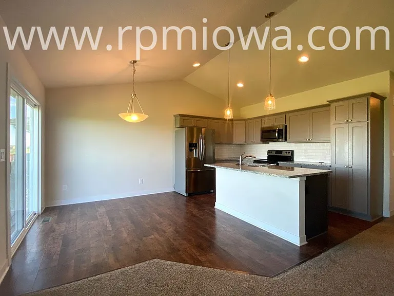 1503 NW Abbie Dr — Photo 5