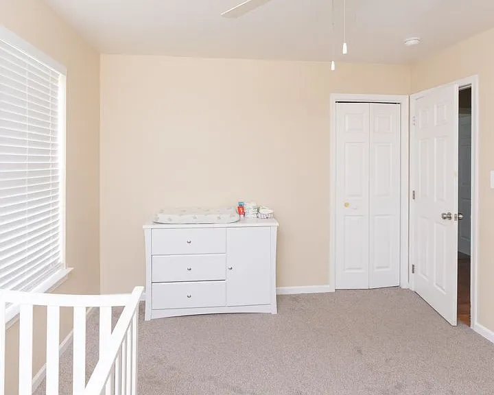 2072 Sheaffer Rd — Photo 14