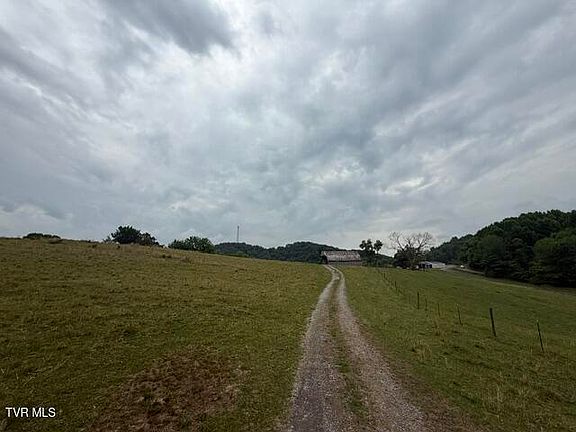 5th image of S Summer Sound Rd