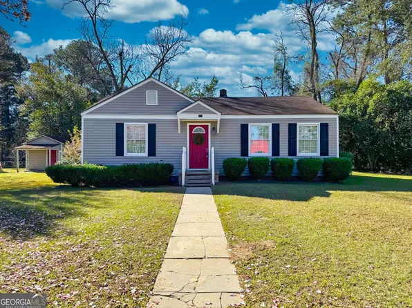 381 Pine St, Camilla, GA 31730