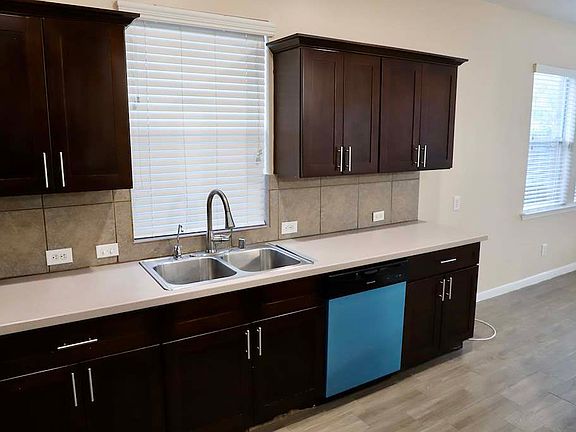 4th image of 7407 Saxon Hill Ln