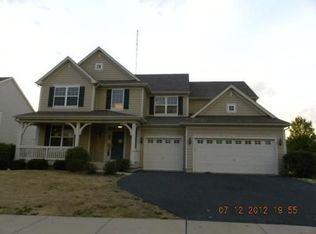 324 Buffalo Dr, Elgin, IL 60123