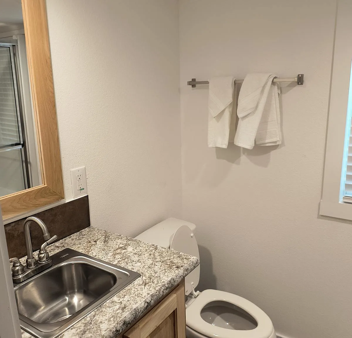 1 bed, 399 sqft, $1,150 — Photo 3