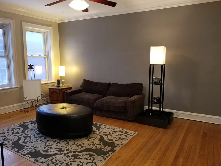 4823 W Montrose Ave #2F — Photo 4