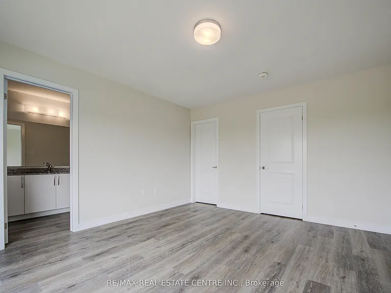 350 River Rd #7 — Photo 21