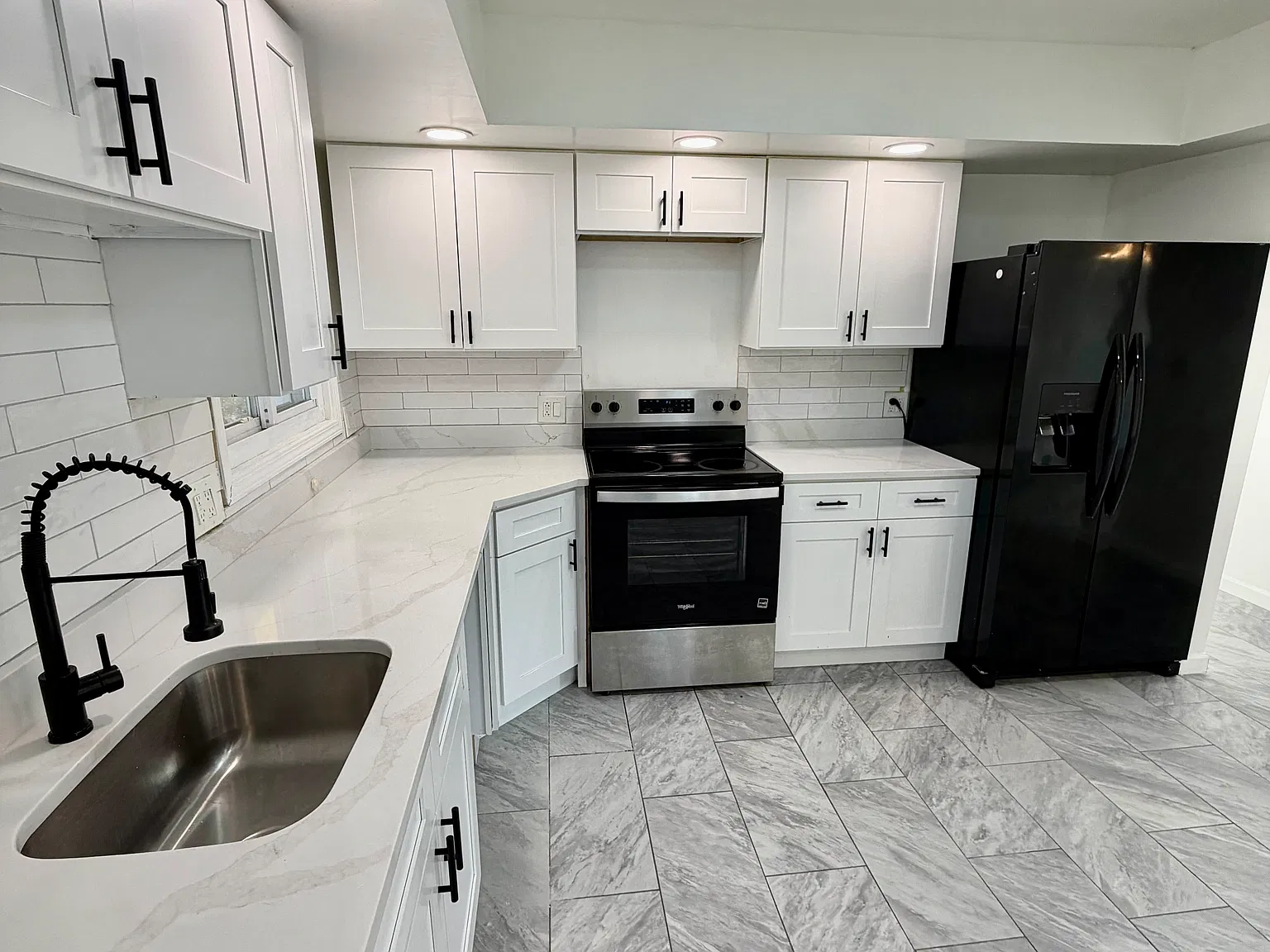 3 bed, $1,850 — Photo 3