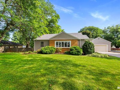 303 SW 12th St, Aledo, IL, 61231