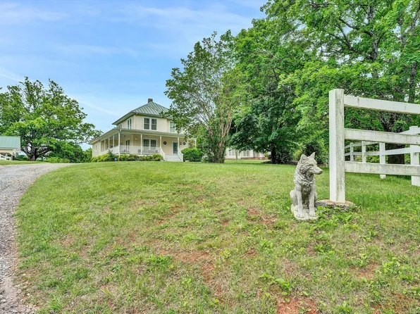 4034 Timber Line Rd, Ferrum, VA 24088