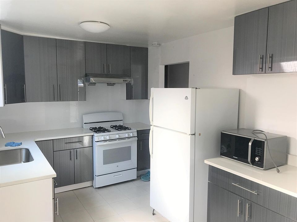 1st image of 2140 E 70th St APT 2