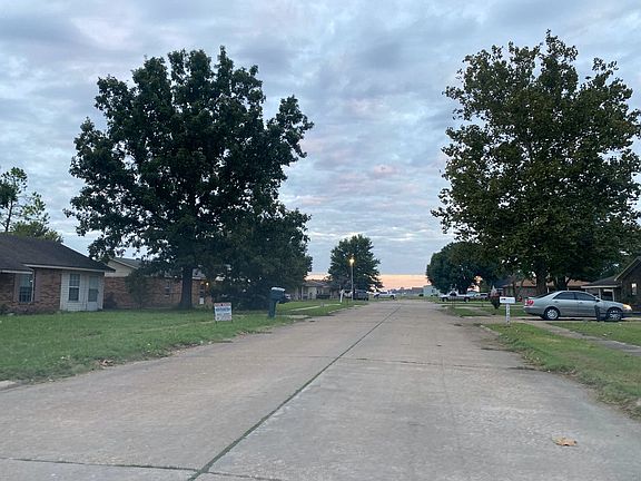 4th image of 128 Ken Dr