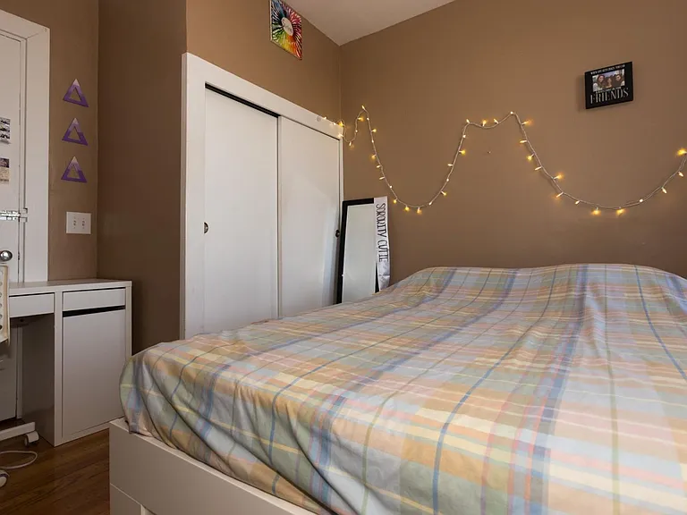 12 Bay State Rd #4R — Photo 15