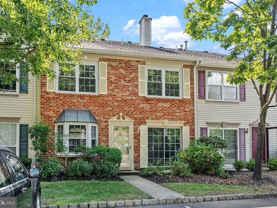 38 Chambord Ct, Hamilton, NJ 08619 Zillow