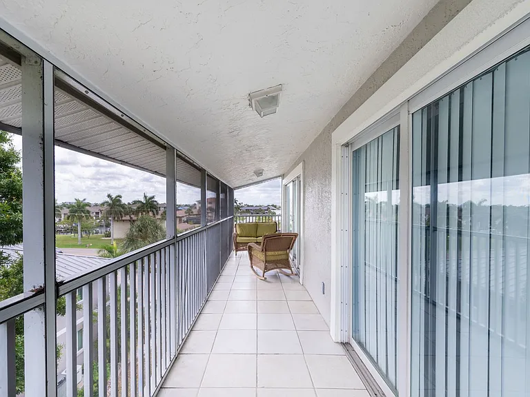 1477 Park Beach Cir #33 — Photo 41