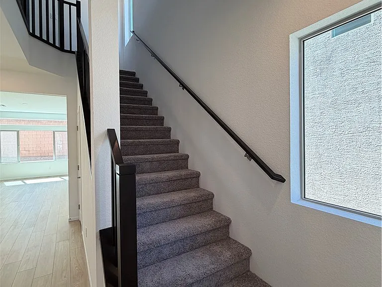 10021 Cooper Mountain St — Photo 10