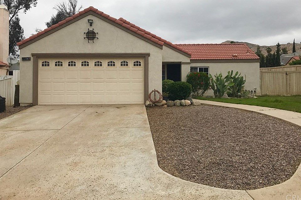 2nd image of 11947 Villa Hermosa
