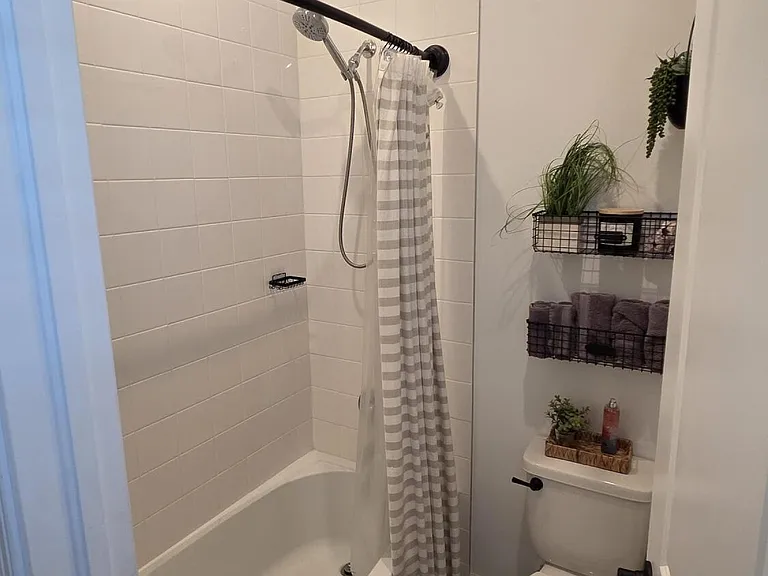 6668 Pointe Of Woods Dr — Photo 39