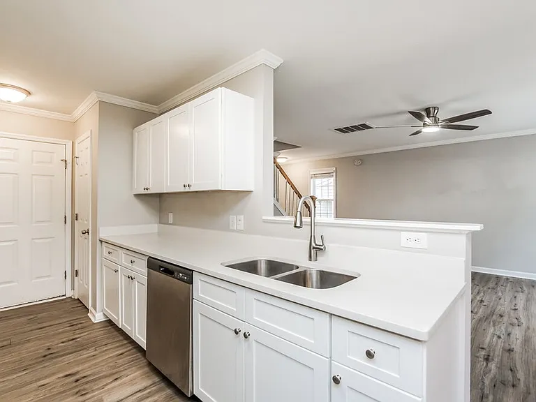 2535 Blackwolf Run Ln — Photo 10