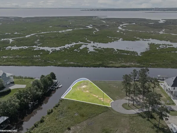 1436 Hanakealoha Pl, Diamondhead, MS 39525