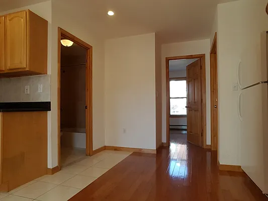 Rented by Urban Realty NYC | media 3