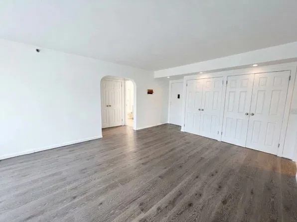 1731 Beacon St APT 311, Brookline, MA 02445