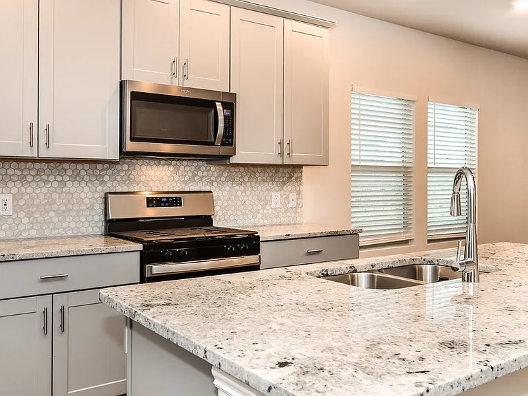 1411 Rolling Fox Dr — Photo 8