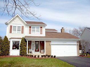 3106 Blackhawk Trl, Saint Charles, IL