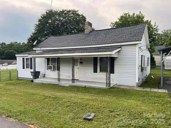 104 Franklin St, Clover, SC 29710