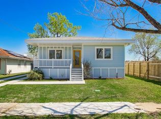 4981 Montegut Dr, New Orleans, LA 70126