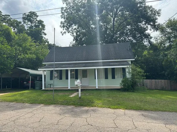 281 Church Ave, Ozark, AL 36360