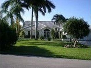 104 Newport Cay, Naples, FL 34114