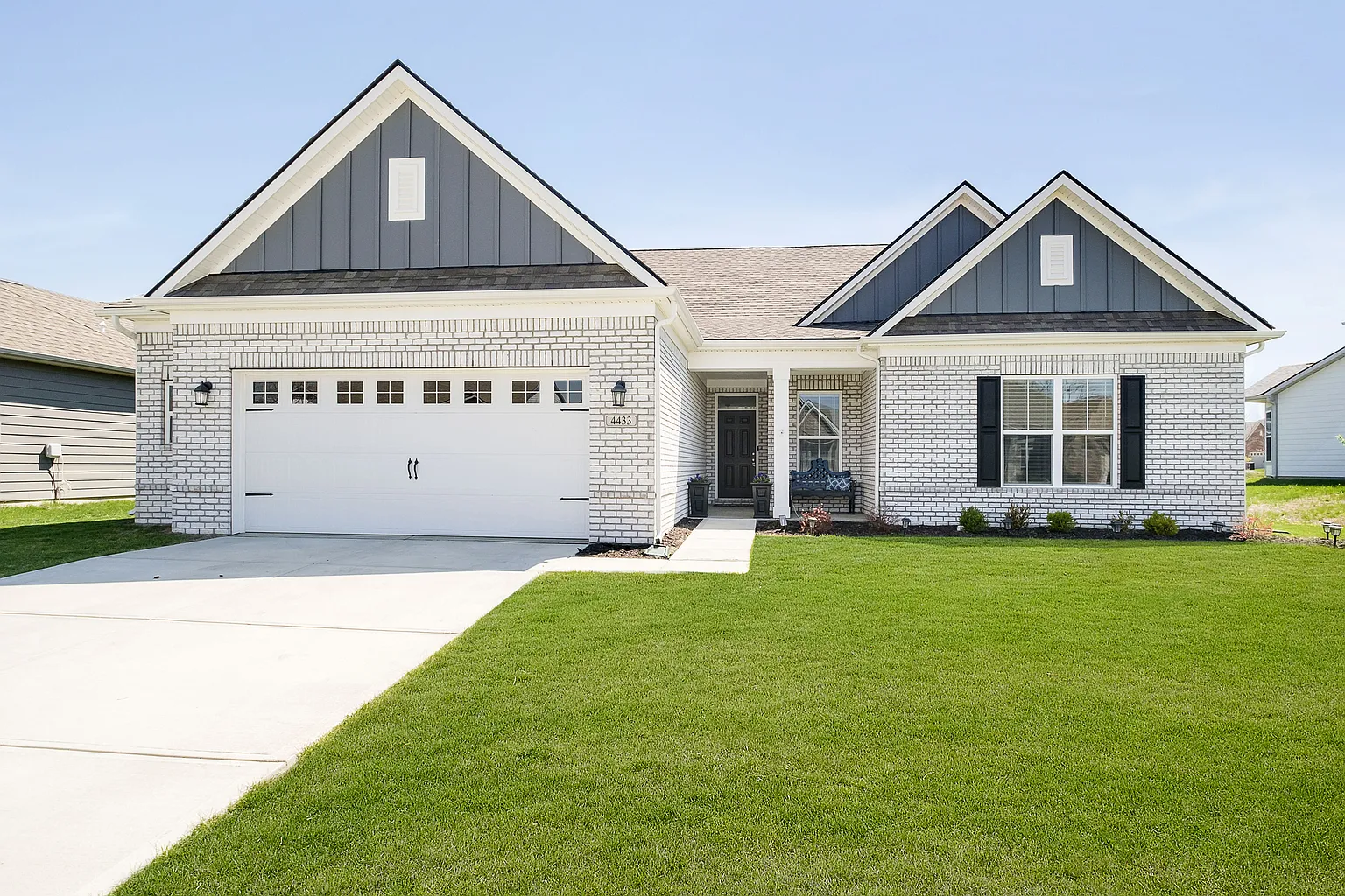 4433 Hayward Way photo 1