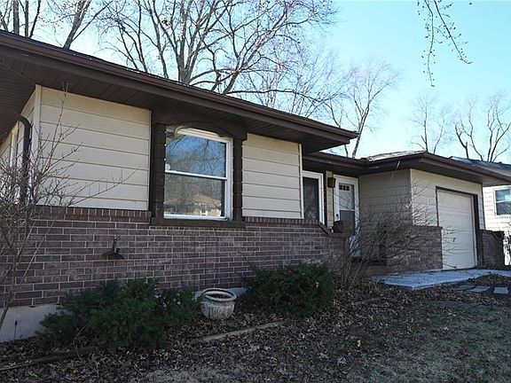 5th image of 5720 N Drury Ave