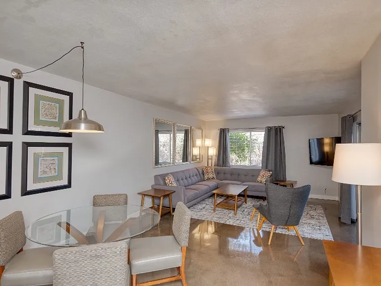 1107 W Osborn Rd — Photo 2
