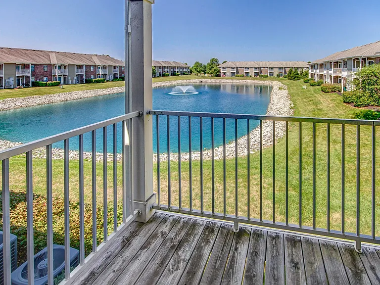 Trotters Pointe Apartments — Photo 34