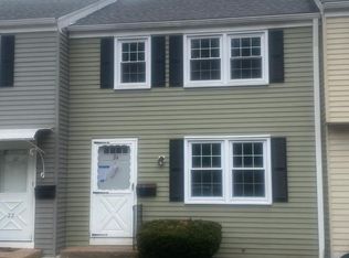 24 Redbud Ln #24, Glastonbury, CT 06033