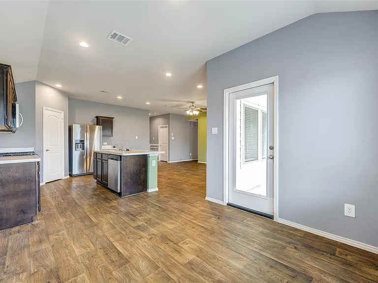 21315 Pine Mill Dr — Photo 10